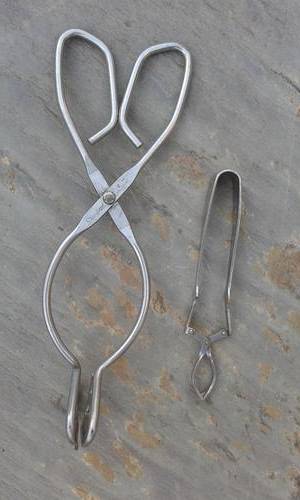 VINTAGE ICE CUBE AND SUGAR CUBE TONGS