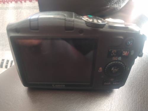 Cannon camera   x 12 optical zoom bargain start
