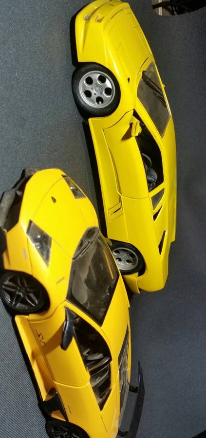 Lamborghini 1/18-1/32 Maisto Model Cars.