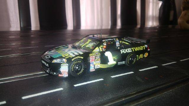 SCX Chevy Impala Nascar (2012 Front) (MATCHING PAIR WITH CHEVY SILVERADO NASCAR TRUCK)