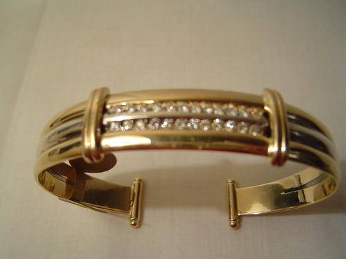 9 ct Gold  Diamond C Bangle 9CT 0.48ct Diamonds