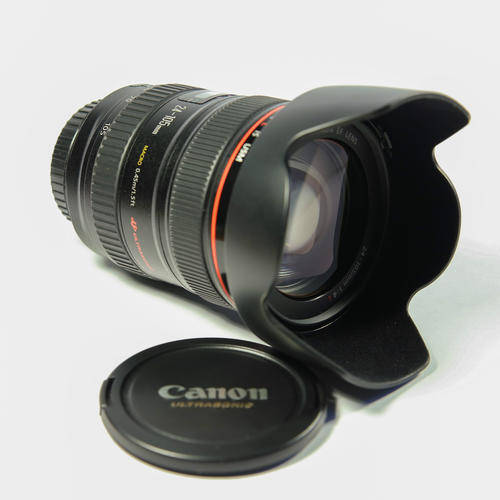 CANON EF 24-105mm F4L IS USM IMAGE STABILIZER ULTRASONIC ZOOM Lens for CANON Digital SLR Cameras