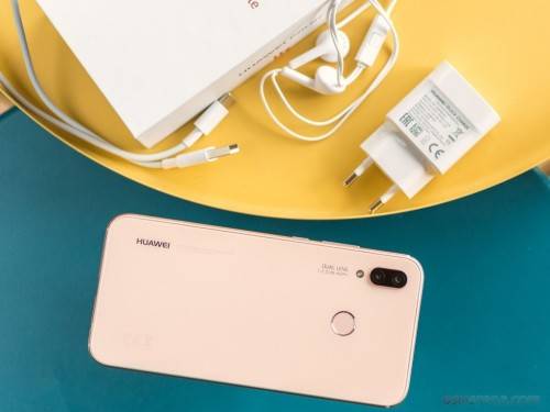 Huawei P20 Lite, Black - Dual SIM (Local Stock)