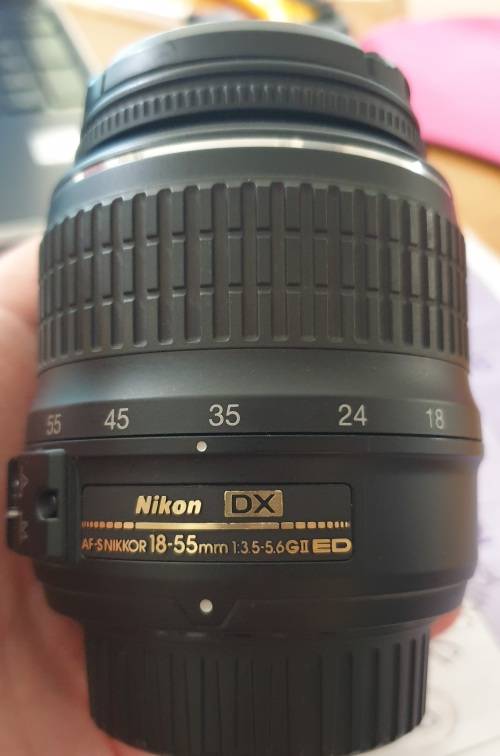 Nikon DX 18-55mm