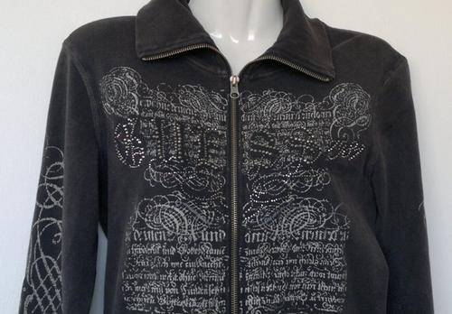 ***100% A U T H E N T I C ***  Guess Top Size Medium Retails for R799