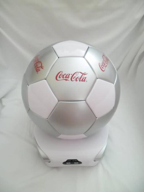 Coca Cola Soocer Ball Cooler/Warmer with car connection!!! LIKE NEW!!! REDUCED R40.00