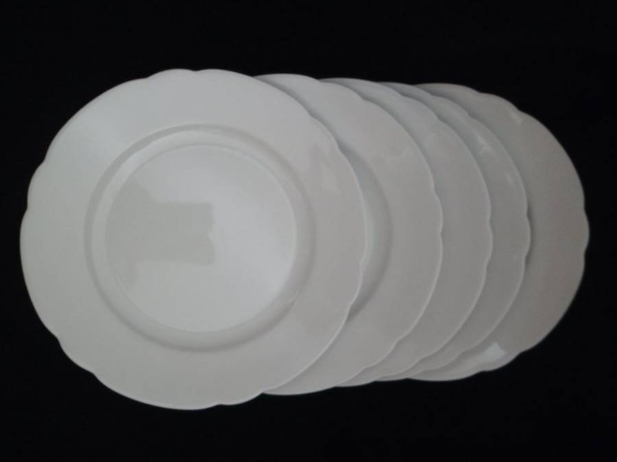 Four/Five Plates of HUTSCHENREUTHER SELB BAVARIA