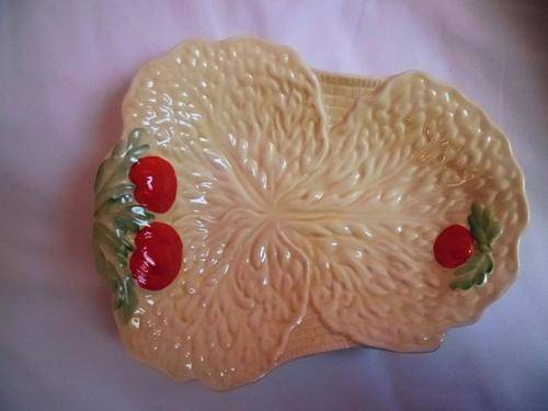 REDUCED BY 50 %! VINTAGE BURSLEM MIDWINTER TOMATO SERVING DISH