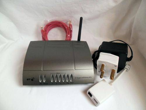 NOW REDUCED BY 50 %! BT VOYAGER 2100 ADSL 2+ 4 PORT 802.11g WIRELESS ROUTER & MODEM, HARDLY USED