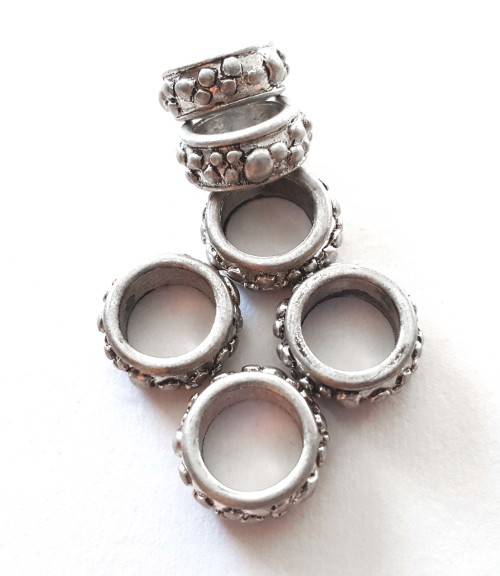 LARGE HOLE - PEWTER - RINGS - FLORAL DETAIL - ANTIQUE SILVER - 12mm