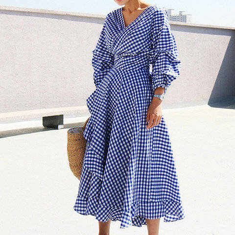 BLUE AND WHITE PLAID ASSYMETRIC BUBBLE SLEEVE SUMMER MIDI DRESS