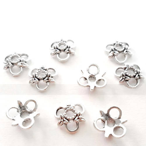 Bead Caps, Antique Silver 3 Petal Flower Fancy Bead Caps, 15mm (4Pcs)