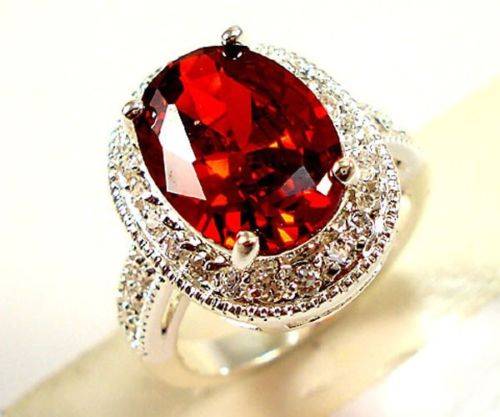 RINGS - GARNET & WHITE TOPAZ - 22.5 ct - OVAL CUT - SIZE 9