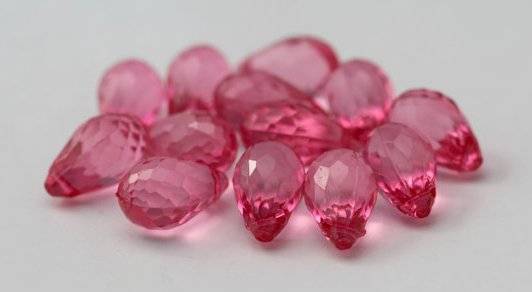 ACRYLIC - HOT PINK - FACETED - BRIOLETTE TEARDROP - BEADS - 25x15mm