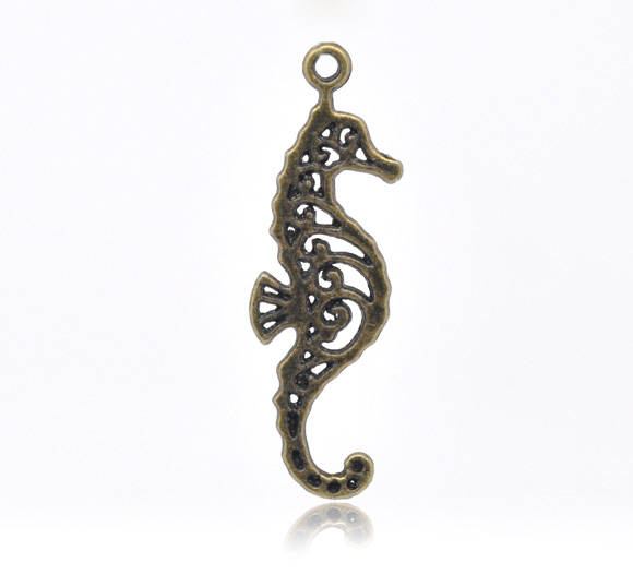 CHARMS - BRONZE TONE - SEAHORSE - PENDANTS - CONNECTORS - 33x10mm