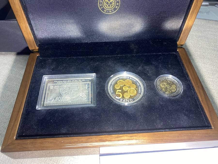 Reserve Bank 100 Year Commemorative Coin Set