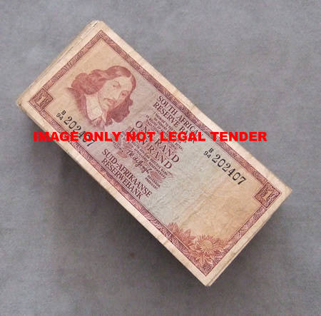 *Bulk Buy* 100 R1 Notes from 1973-1975