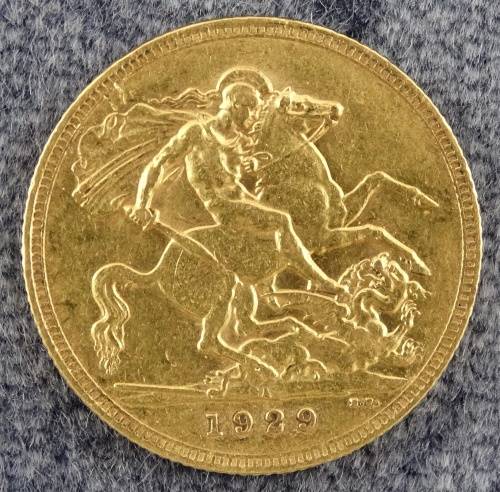 SOUTH AFRICA 1929 SOVEREIGN, EF