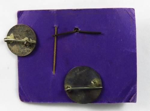 Voortrekker Eeufees 1938 Powder Horn Brooch, Silver Badges & Pin