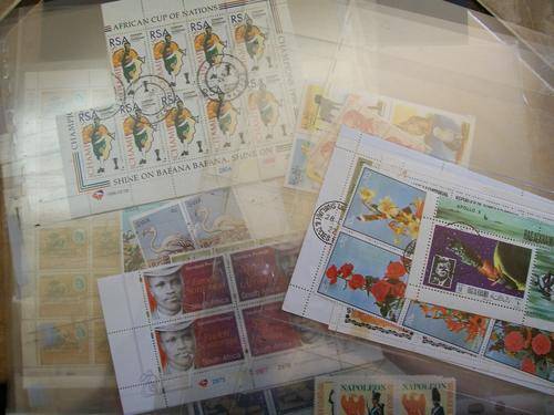 STAMP LOT