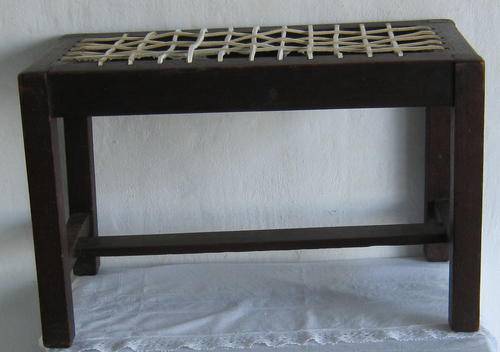 VINTAGE WOODEN RIEMPIE STOOL