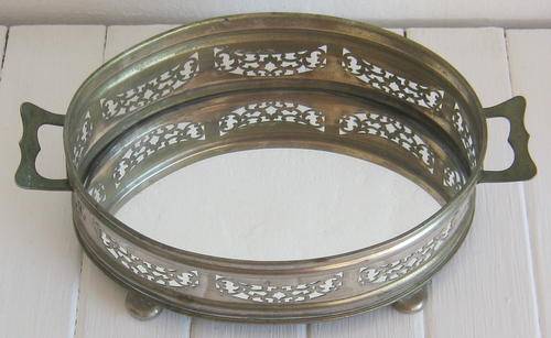 SILVER PLATED DISH - OVAL WITH MIRROR BASE