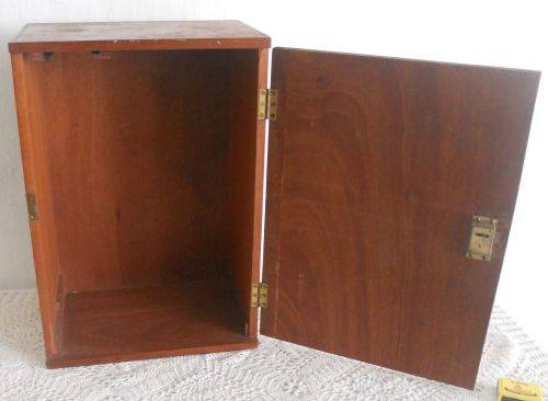 VINTAGE WOODEN BATHROOM CABINET