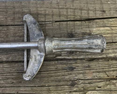 OLD TORQUE WRENCH
