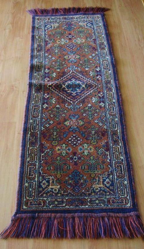DUTCH WOOLEN TABLE RUNNER