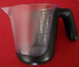 !!!!!!!!!!!!BARGIN!!!!!!!!!!!!!Heston Blummenthal Measuring jug + Scale