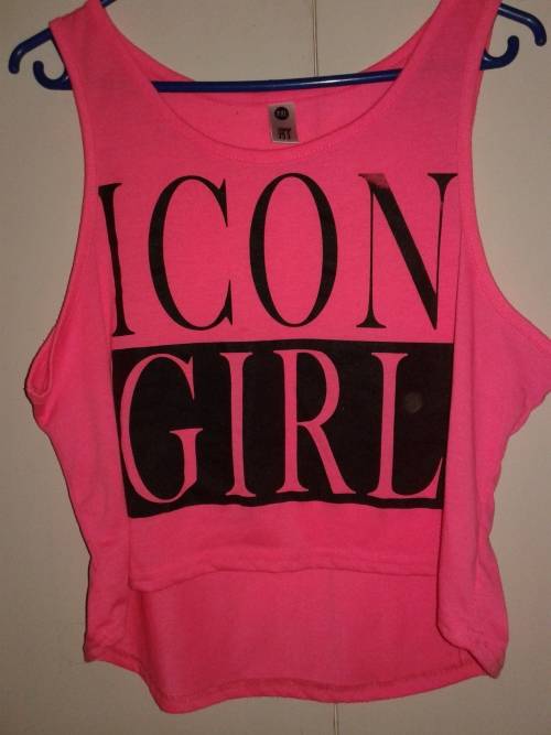 SHOCKING PINK SLEEVELESS TOP (RT)