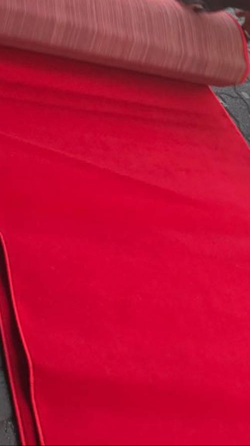 red aisle carpet runner
