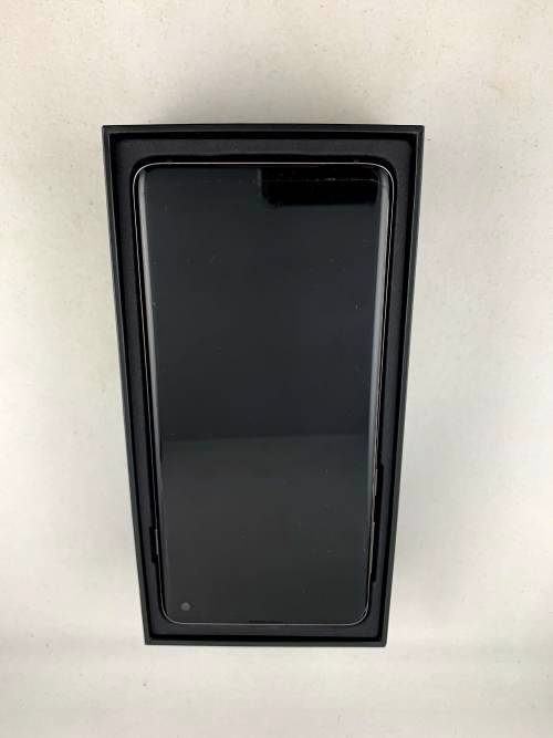 Samsung S10 Dual Sim Black in Box like new