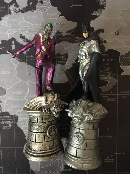 Action Figure Bundle: Batman and Joker Chess Pieces - REDUCED