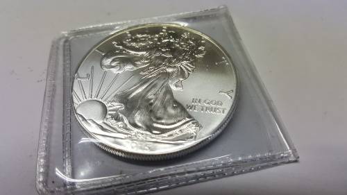2015  AMERICAN  SILVER DOLLAR  1 OZ  SILVER
