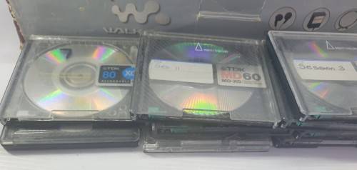 Sony MZ-R501 Silver Recordable MiniDisc Walkman****VERY RARE ***