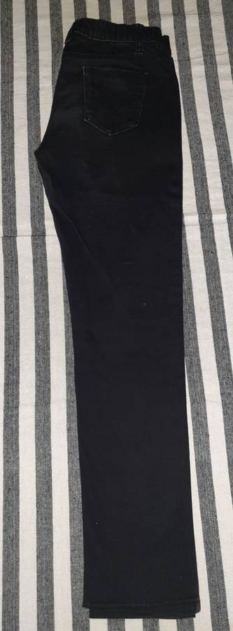 AS NEW!! Girls Black "Woolworths RE" Jeggings Age 13-14