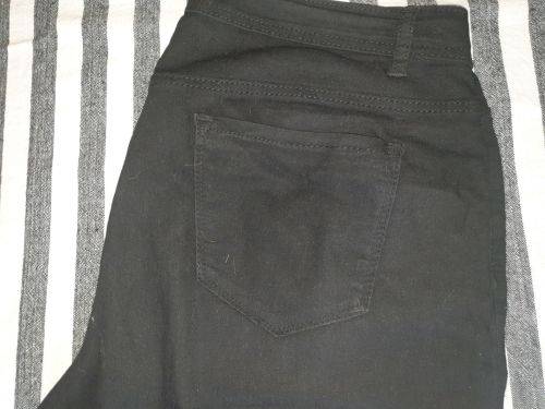 AS NEW!! Ladies Black `Image` Jeans Size 40