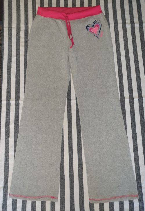 AS NEW!! Girls Grey and Pink Tracksuit Pants Age 13-14
