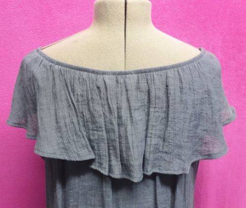 AS NEW!! Ladies Grey `Merien Hall` Blouse Size 18