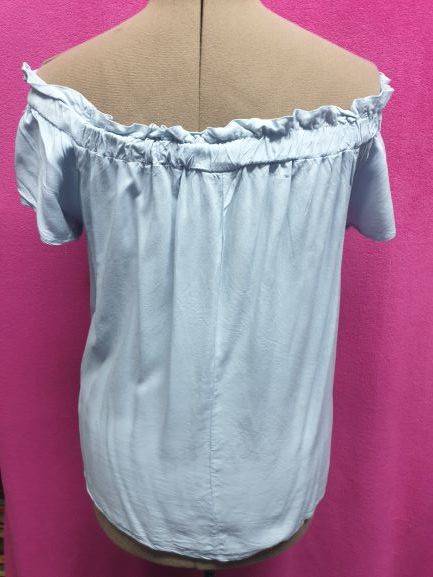 AS NEW!! Ladies "Oakridge" Light-blue Off-shoulder Blouse Size XXL