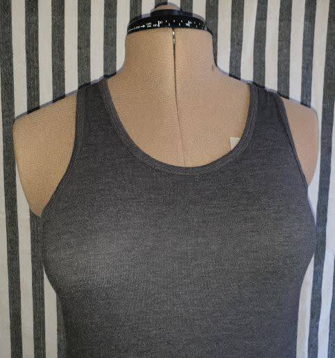 Ladies Grey `Maxed` Vest Size Medium