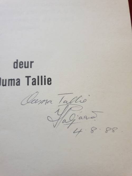 STORIES VIR MY VINKGESIGGIES. & STORIES VIR MY TINKTINKIES. Albei geteken deur Ouma Tallie