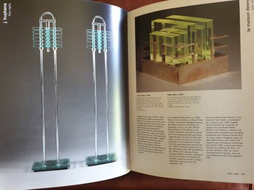 1000 LIGHTS - 1878 to Present. Charlotte & Peter Fiell.