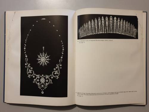 Nineteenth Century Jewellery - Peter Hinks