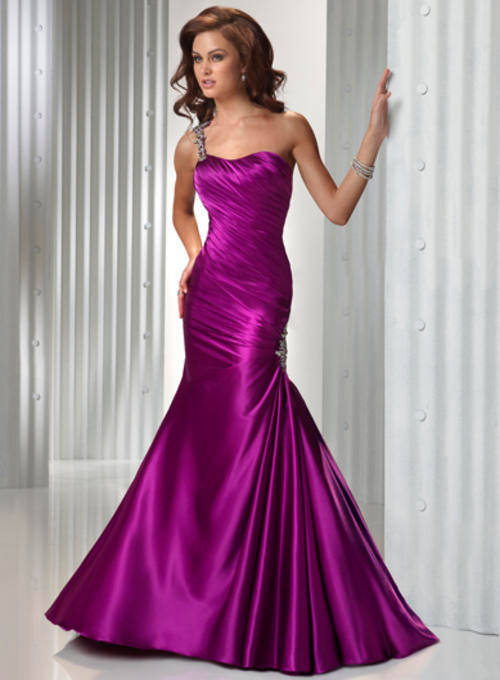 CUSTOM MADE WEDDING DRESS / BRIDAL GOWN / MATRIC FAREWELL DRESS / EVENING DRESS / BRIDESMAID DRESS