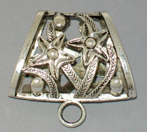 *** CLEARANCE SALE *** Scarf Bail - Antique Silver