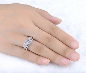 18K White Gold Plated Fashion Ring Set AAA+ CZ - Sizes 6/7