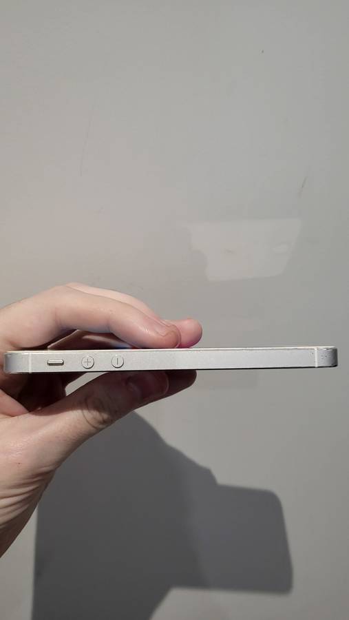 iPhone 5s 64gb