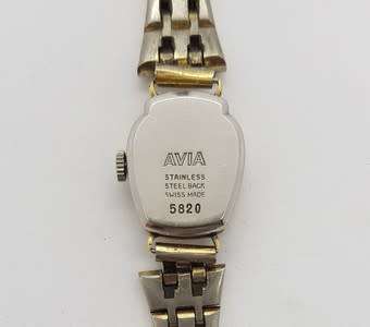 Vintage Bentley manual wind-up ladies watch - as per photo